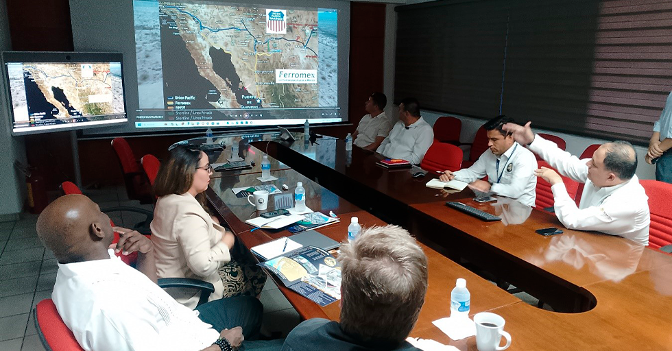 Visita del cónsul de EUA en méxico a ASIPONA GUAYMAS