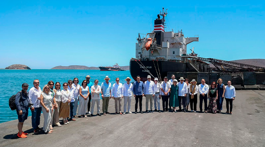 Importante visita en ASIPONA GUAYMAS